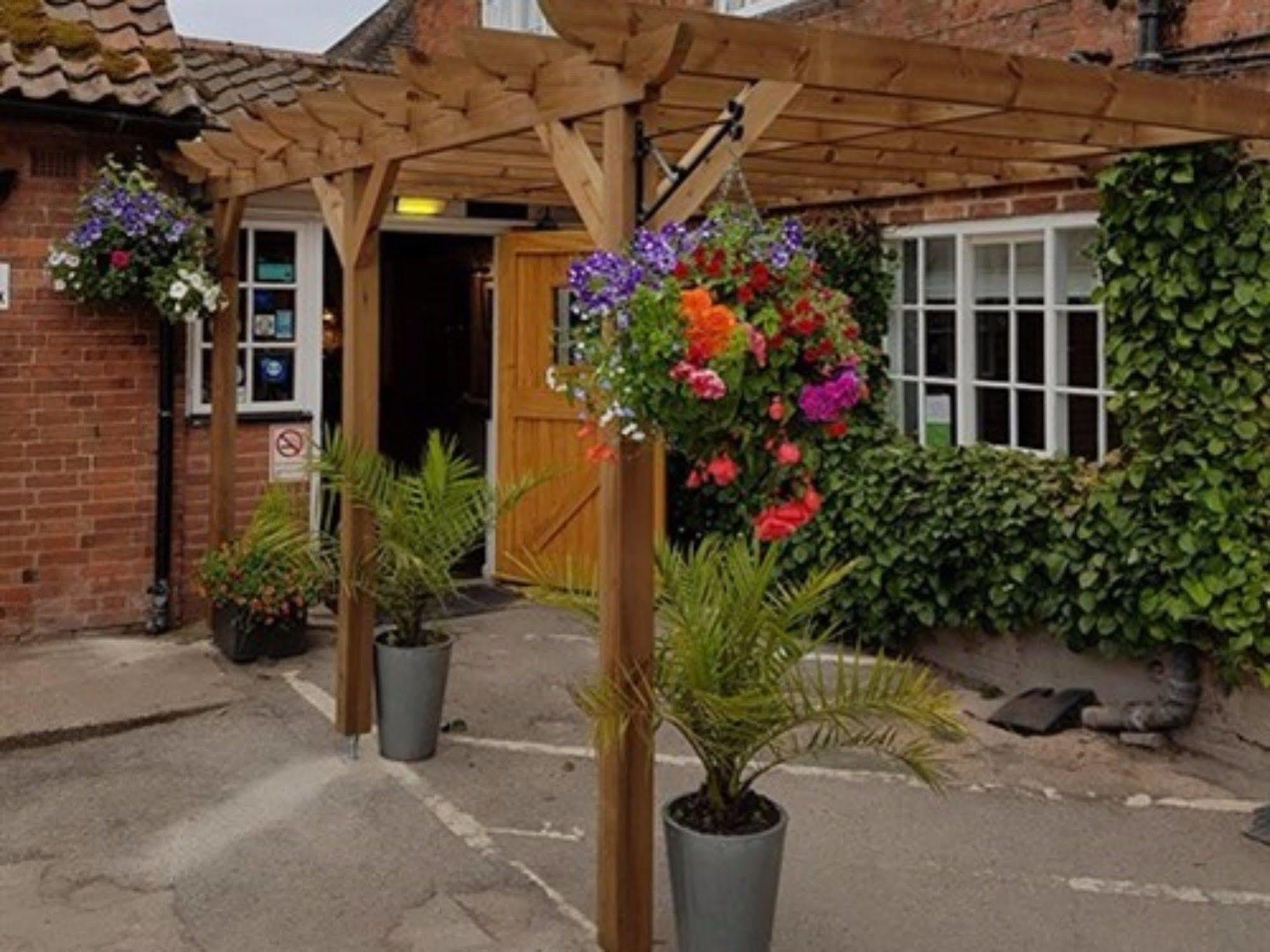 The Dovecote Inn Laxton Exterior foto